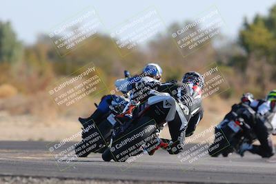 media/Dec-18-2022-SoCal Trackdays (Sun) [[8099a50955]]/Turn 7 Backside (1125am)/